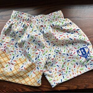 Sprinkle Pattern Kids Shorts
